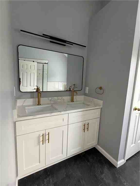 11295 Findley Chase Ct - Photo 3 of 19