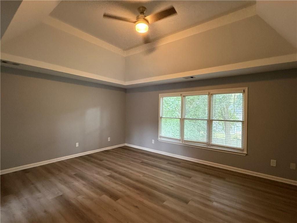 11295 Findley Chase Ct - Photo 5 of 19