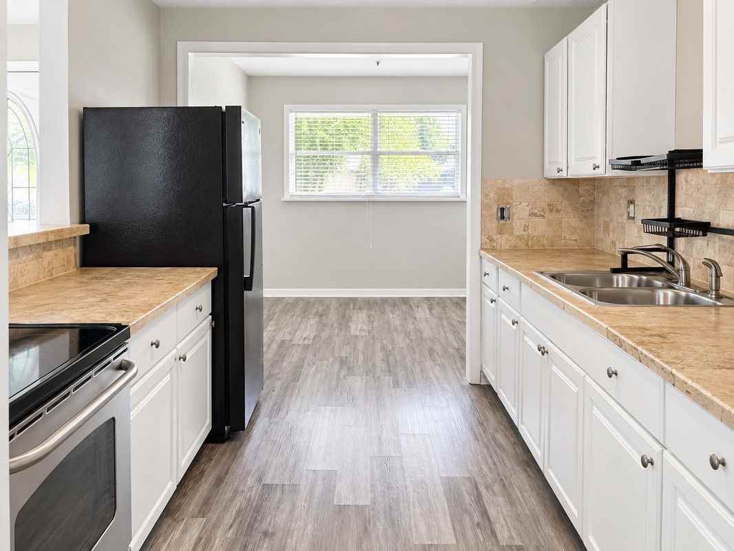 6556 Cooper Ln - Photo 5 of 13