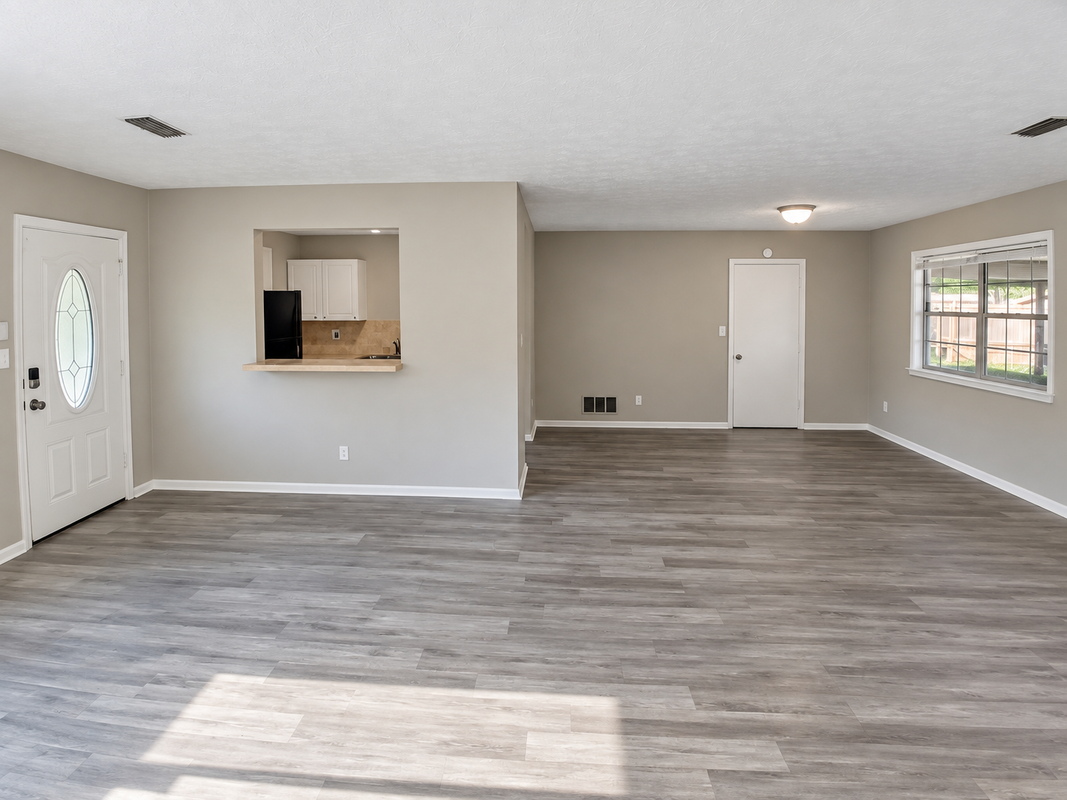 6556 Cooper Ln - Photo 7 of 13