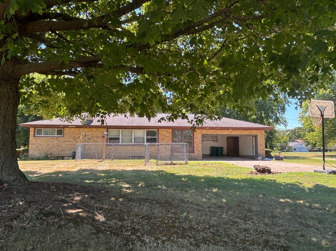 4307 Manchester Rd - Photo 3 of 23