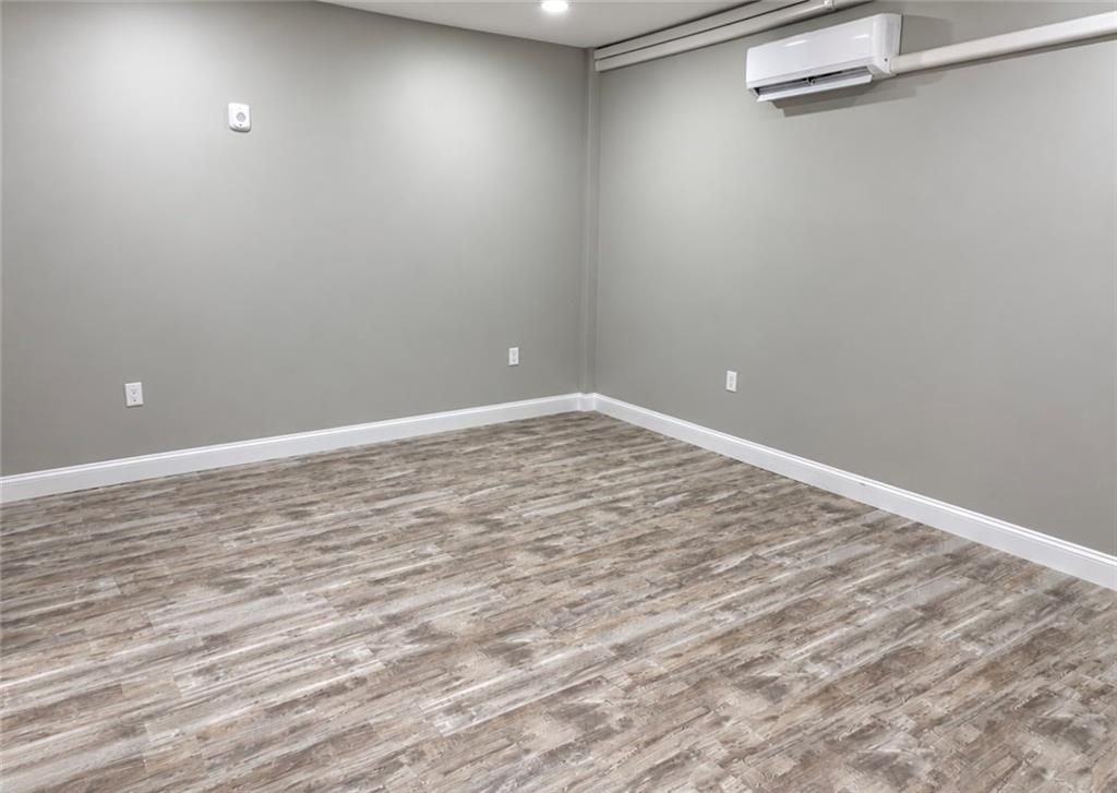 387 Broad St ##3 - Photo 5 of 10