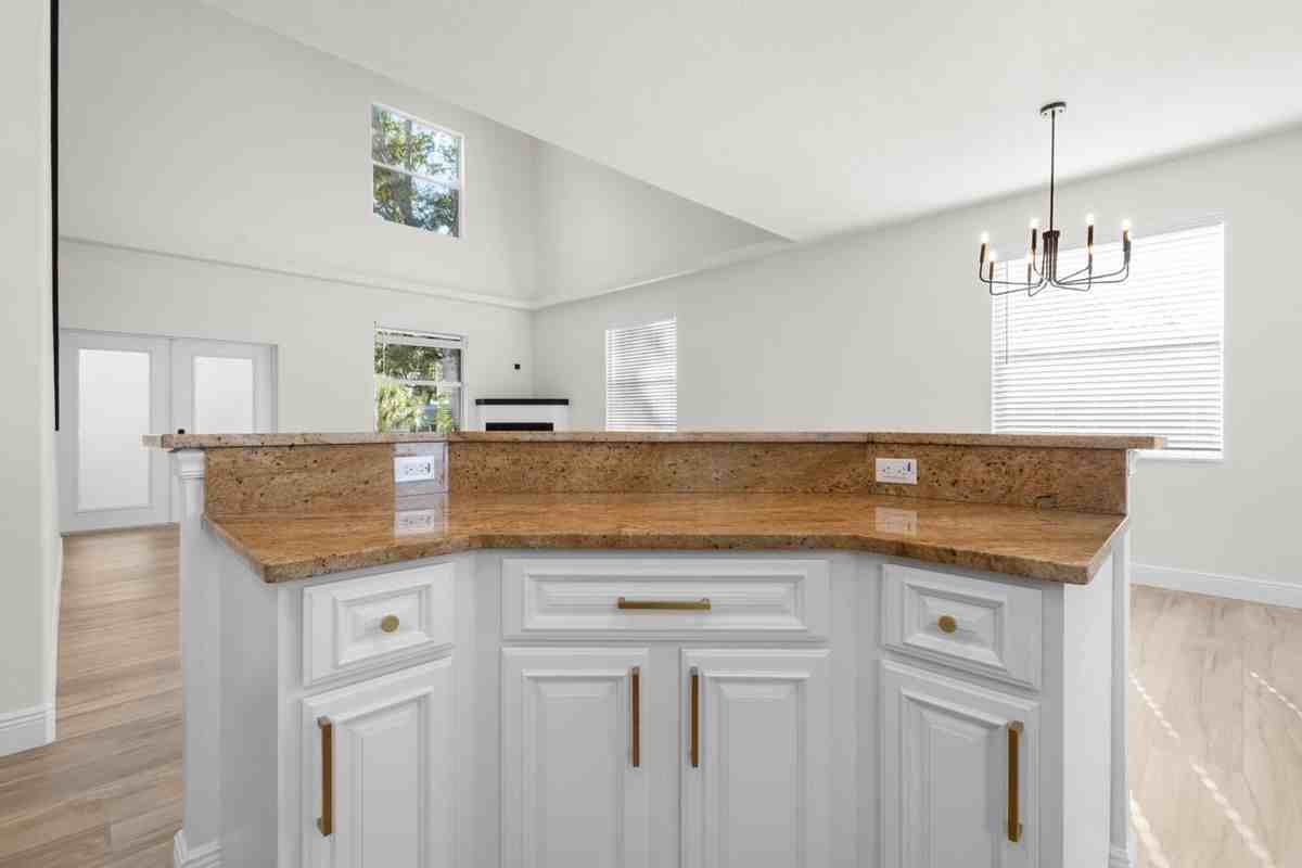 3618 Elm St - Photo 3 of 50