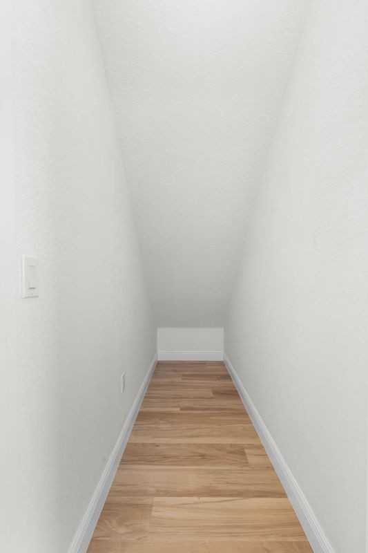 3618 Elm St - Photo 4 of 50