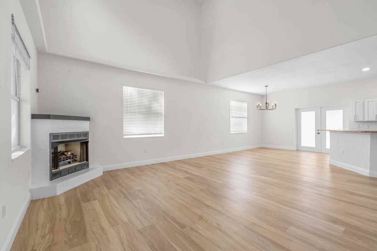 3618 Elm St - Photo 2 of 43