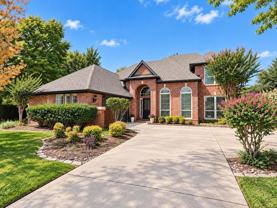 2912 Meadow Glen Dr - Photo 1 of 1