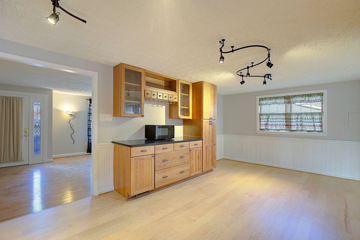 804 Mason Rd - Photo 6 of 44