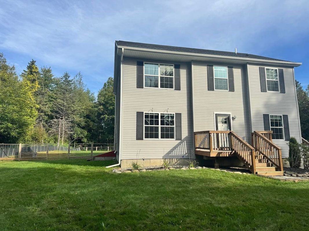 83 Foley Rd - Photo 2 of 36