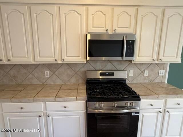 133 Susan Ln - Photo 3 of 20