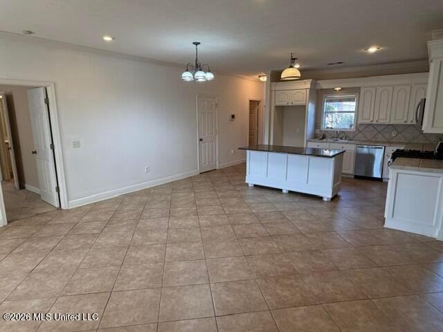 133 Susan Ln - Photo 7 of 20