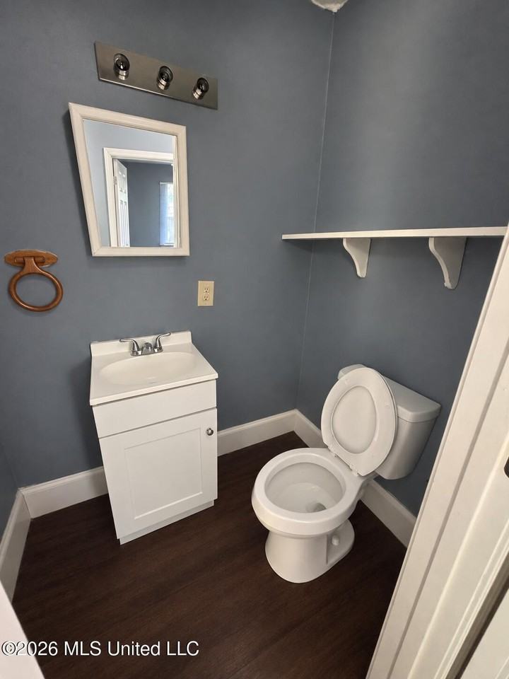 2234 5th Ave - Photo 4 of 6