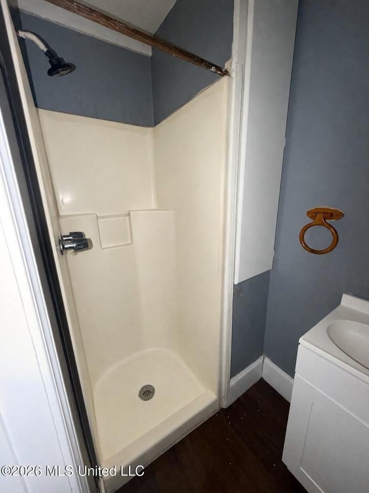 2234 5th Ave - Photo 5 of 6