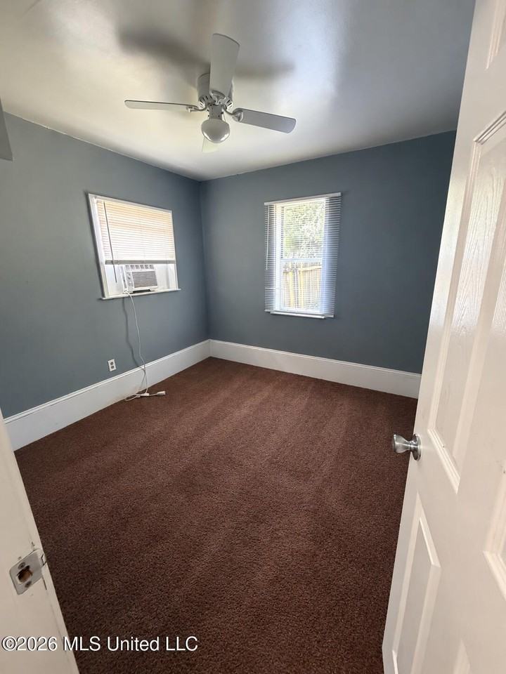 2234 5th Ave - Photo 6 of 6