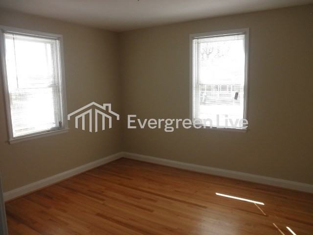 1507 Leslie Rd - Photo 4 of 12