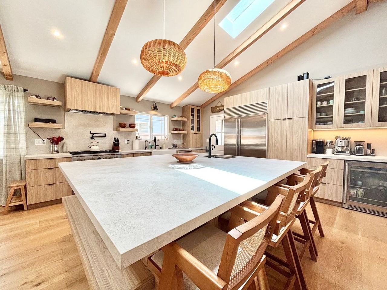 5209 Wavecrest Way - Photo 4 of 50