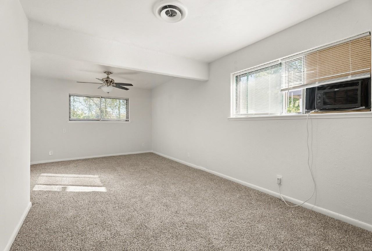 2808 28th Ave N - Photo 5 of 17
