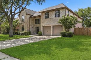 3007 Eagle Lake Dr - Photo 1 of 1