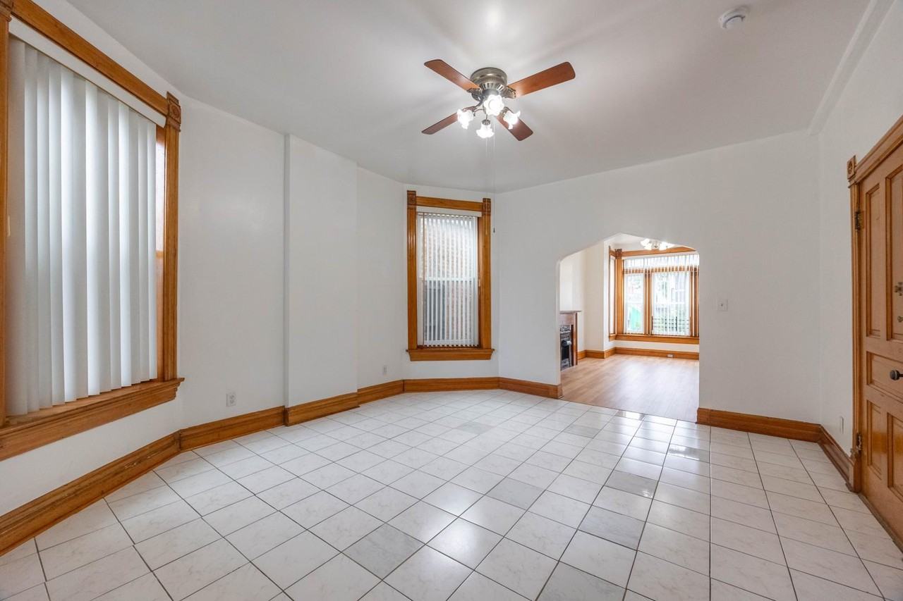 2734 W Haddon Ave #2 - Photo 5 of 16