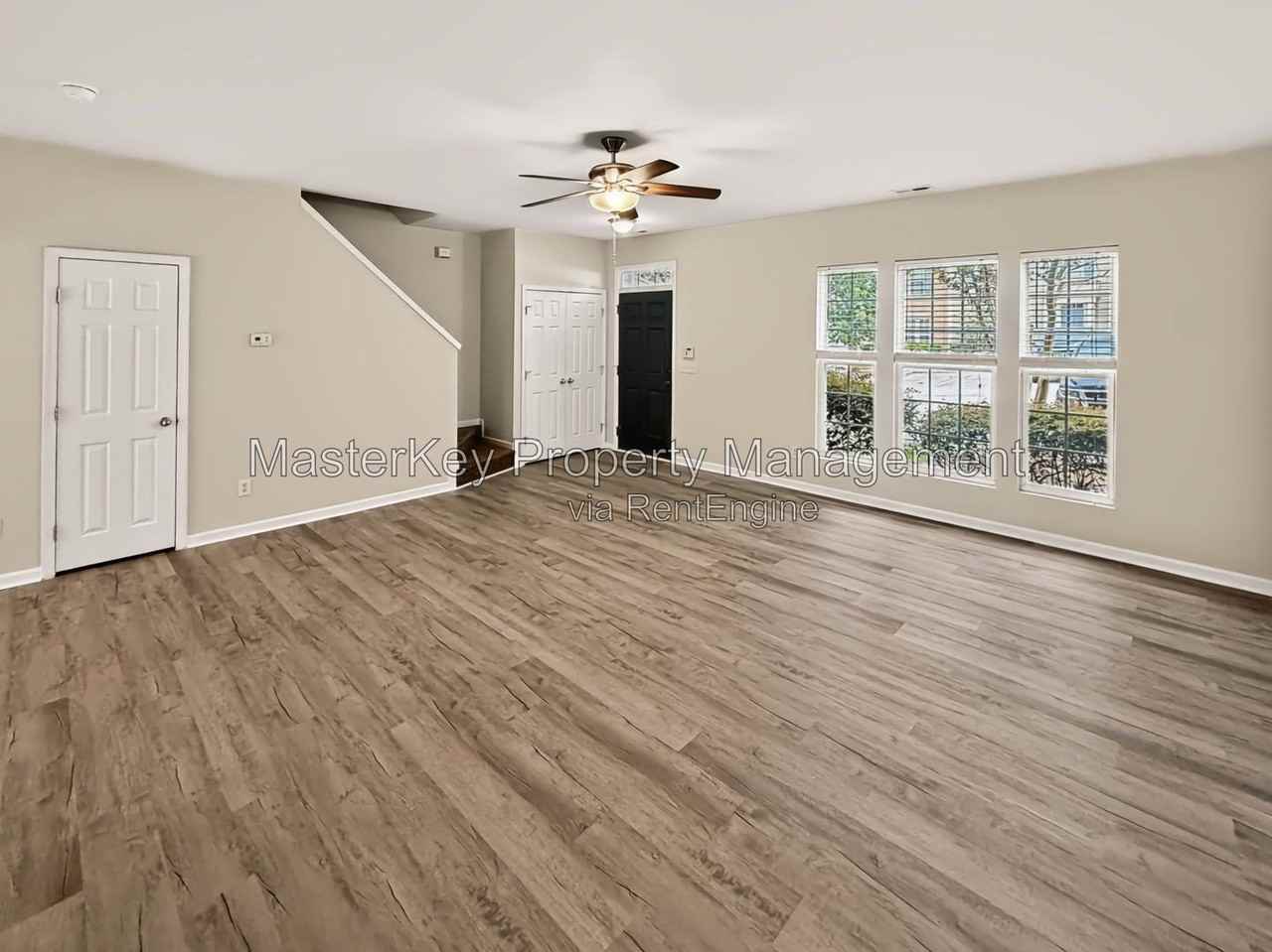 414 Walnut Woods Dr - Photo 5 of 25