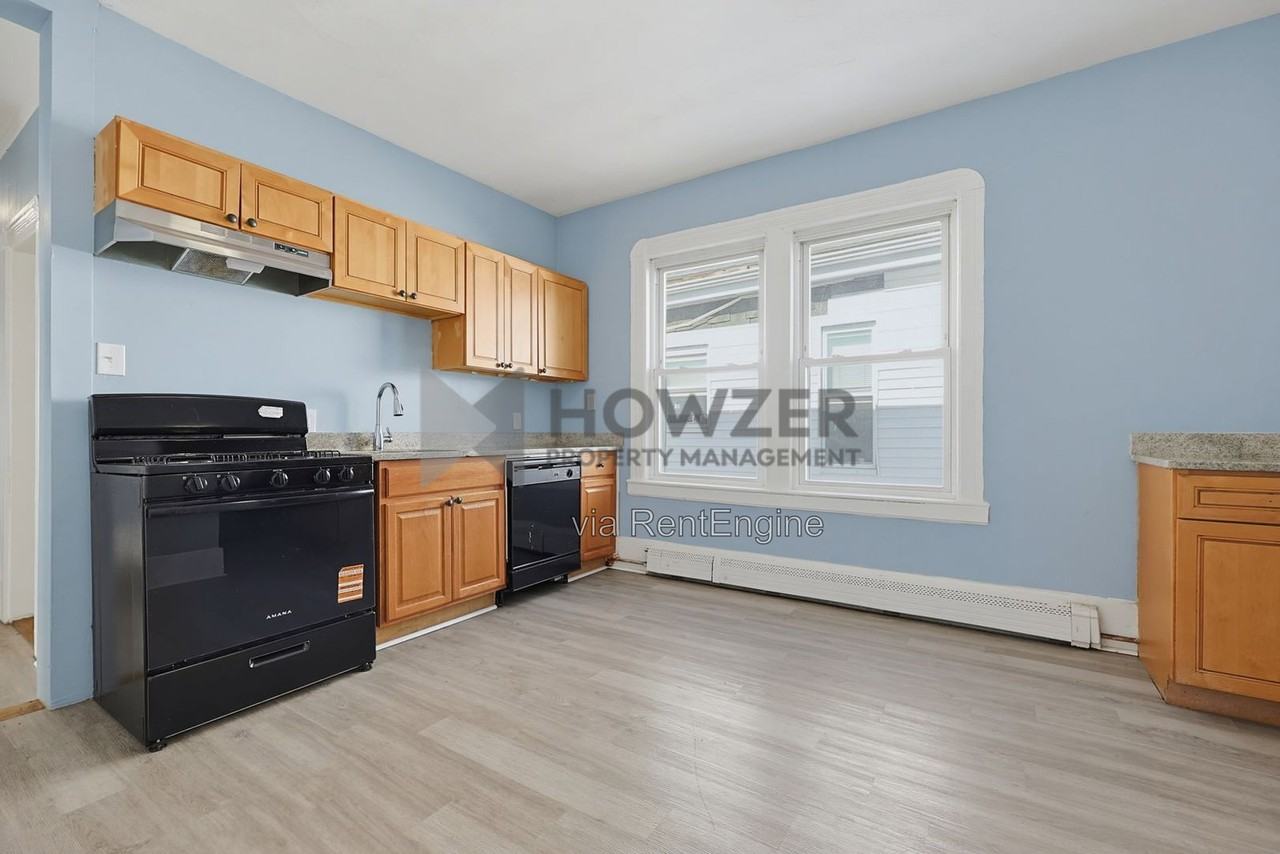 12 Danube St #3 - Photo 2 of 29