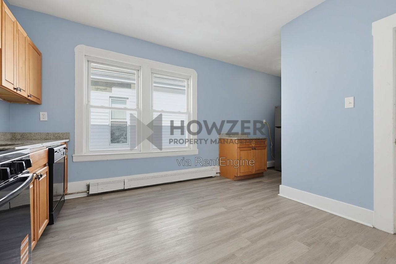 12 Danube St #3 - Photo 4 of 29