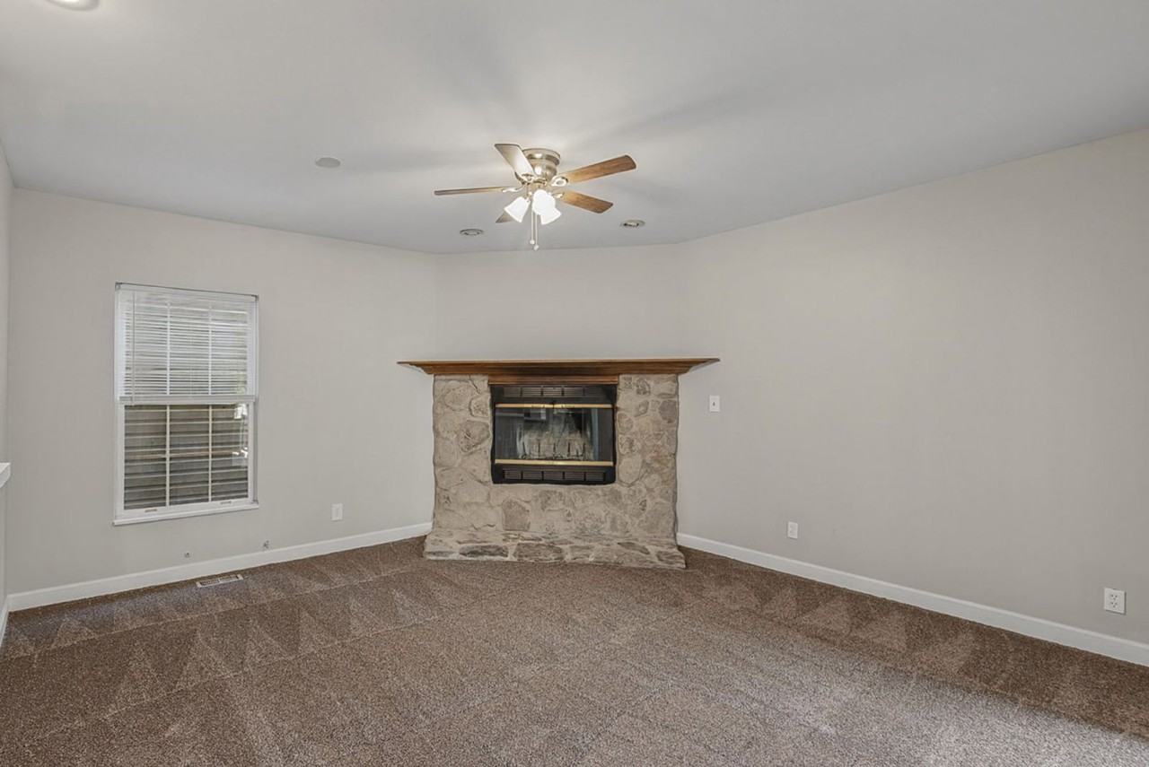 513 Oak St #2 - Photo 5 of 19