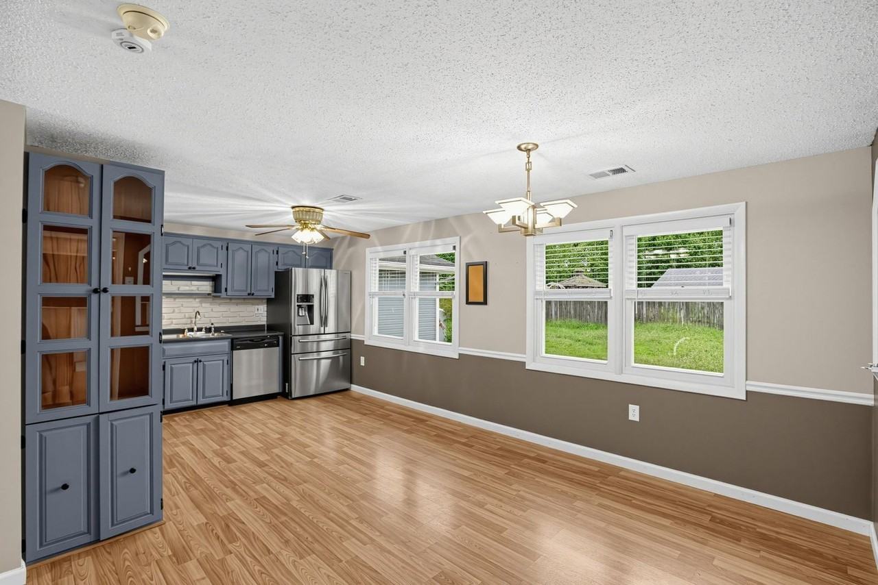5030 Nicholas Rd - Photo 4 of 15