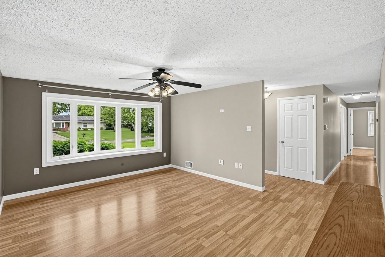 5030 Nicholas Rd - Photo 6 of 15