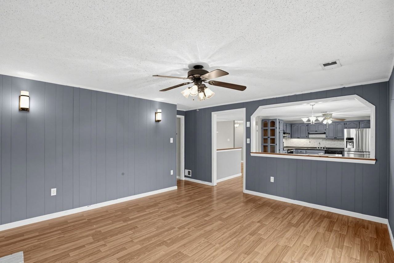 5030 Nicholas Rd - Photo 7 of 15