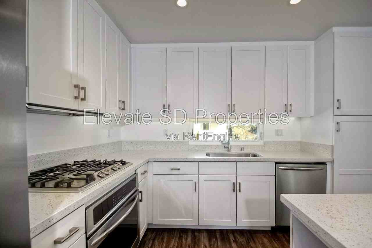 2874 C St - Photo 3 of 30
