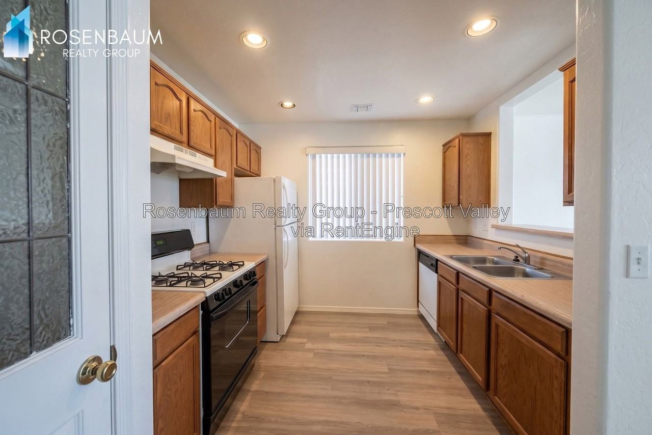 8127 E Rosalie Rd #1 - Photo 4 of 9