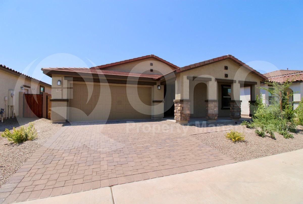 21141 E Raven Dr - Photo 2 of 19