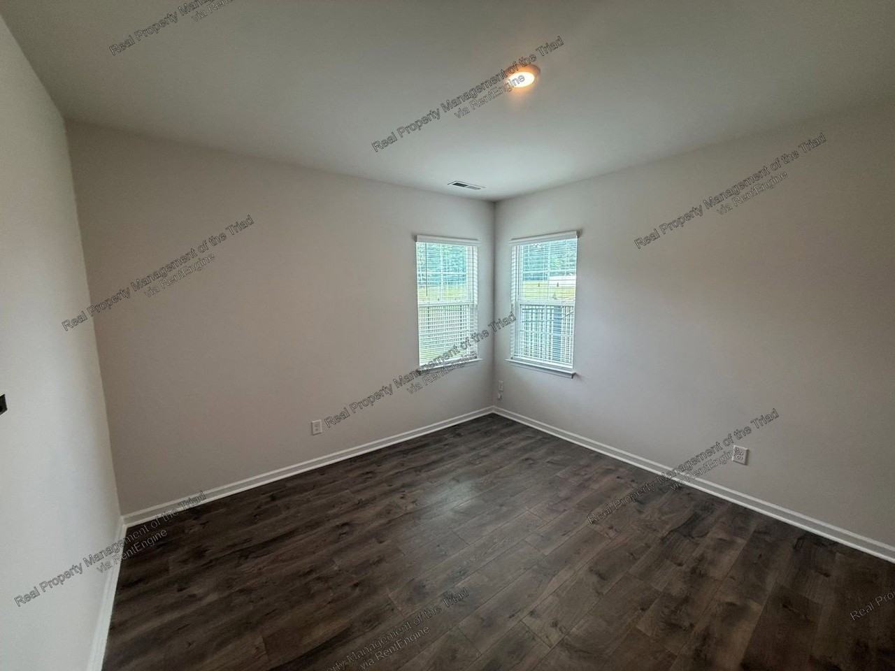 3741 Millennium Dr - Photo 7 of 29
