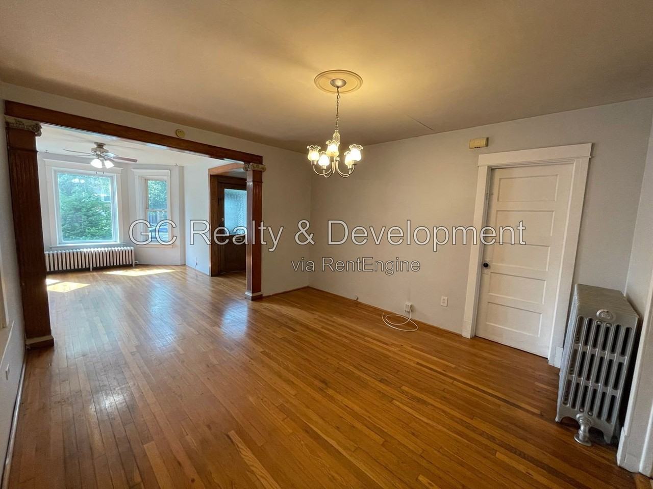 2329 N Sacramento Ave #1 - Photo 4 of 18