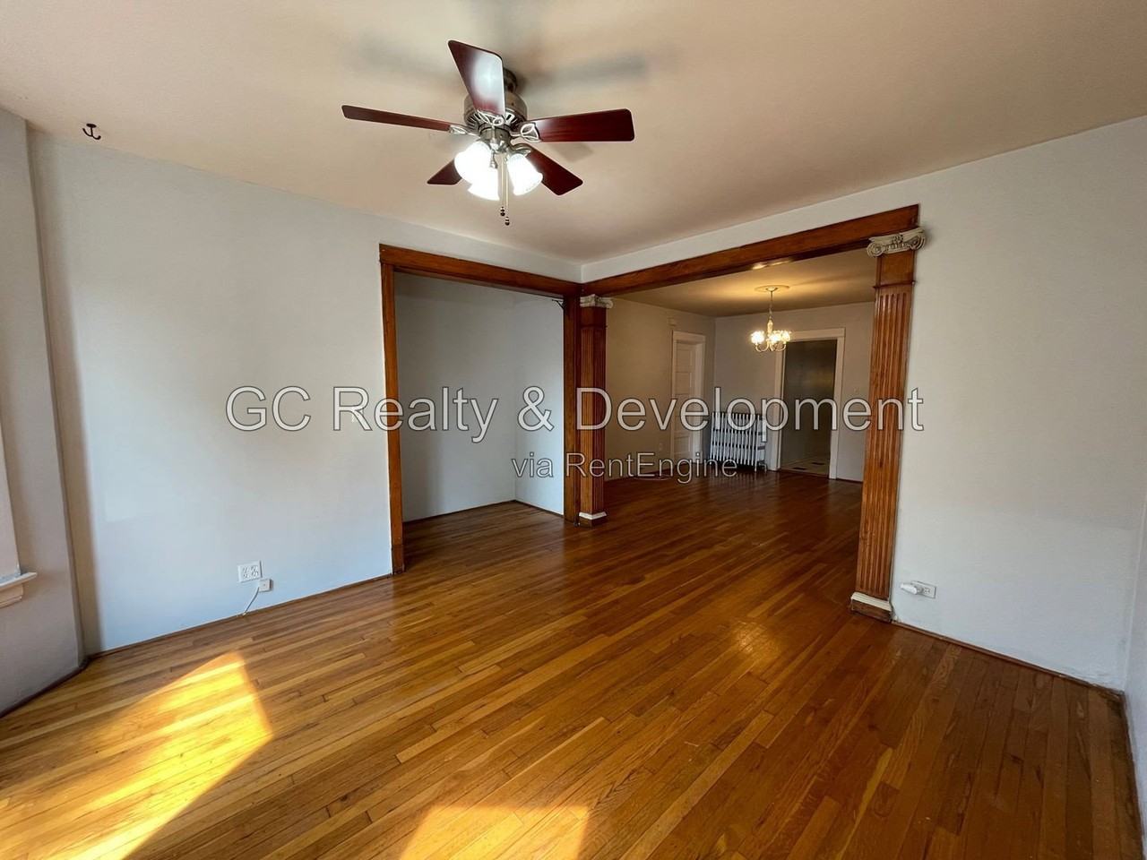 2329 N Sacramento Ave #1 - Photo 6 of 18