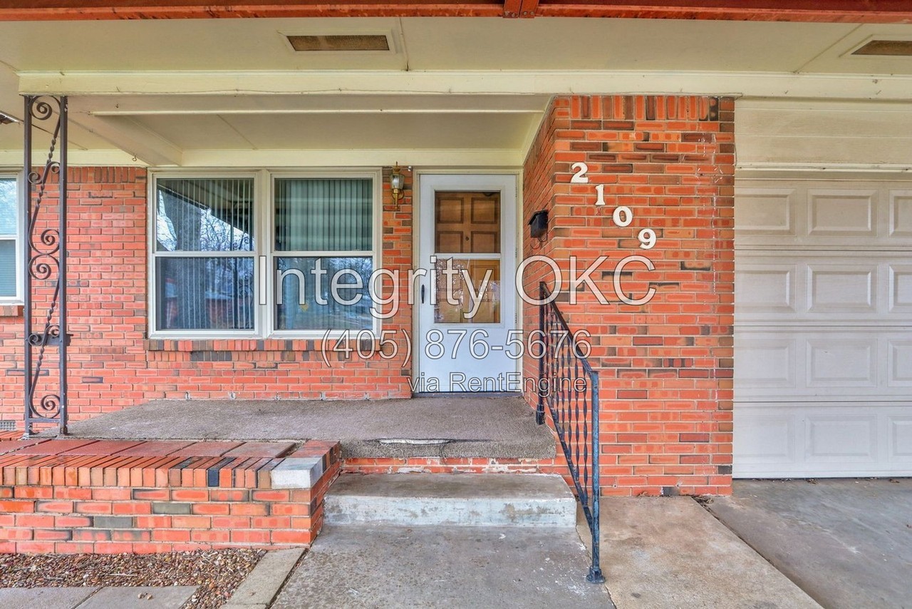 2109 N Redmond Ave - Photo 3 of 45