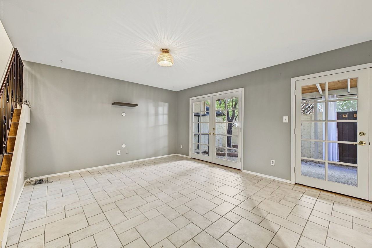 4850 N 73rd St - Photo 5 of 30