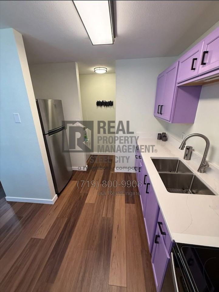 2817 Winnipeg St - Photo 6 of 14