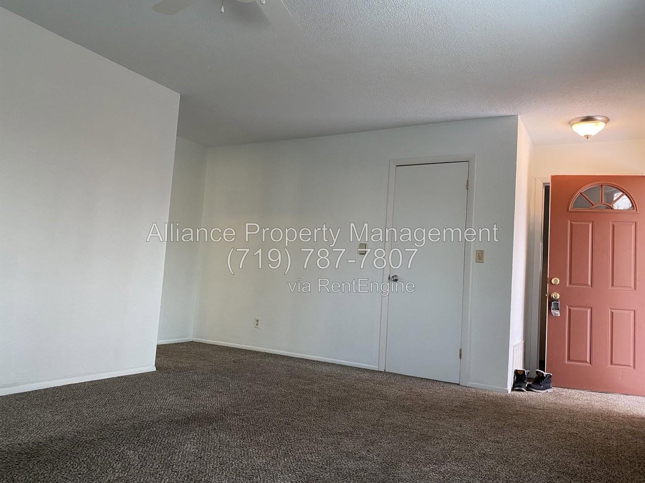 917 E Uintah St - Photo 4 of 29