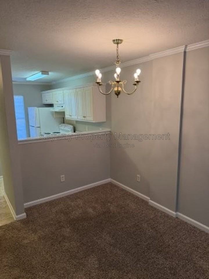 124 Brittany Way - Photo 6 of 24