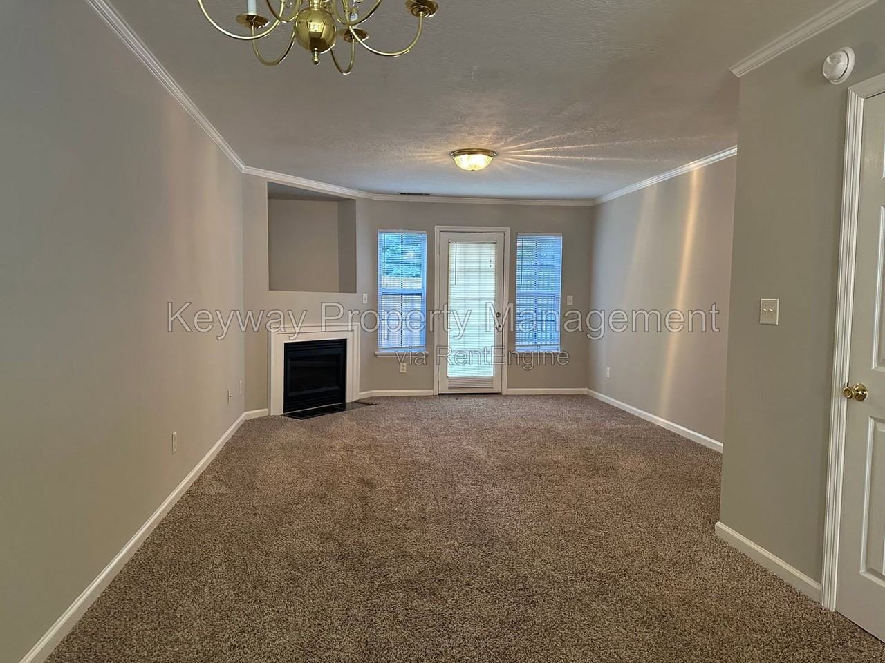 124 Brittany Way - Photo 7 of 24