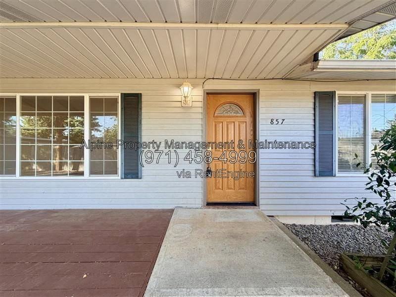 857 Linn Ave - Photo 2 of 36