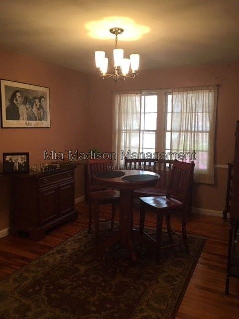 602 E 54th St - Photo 5 of 18