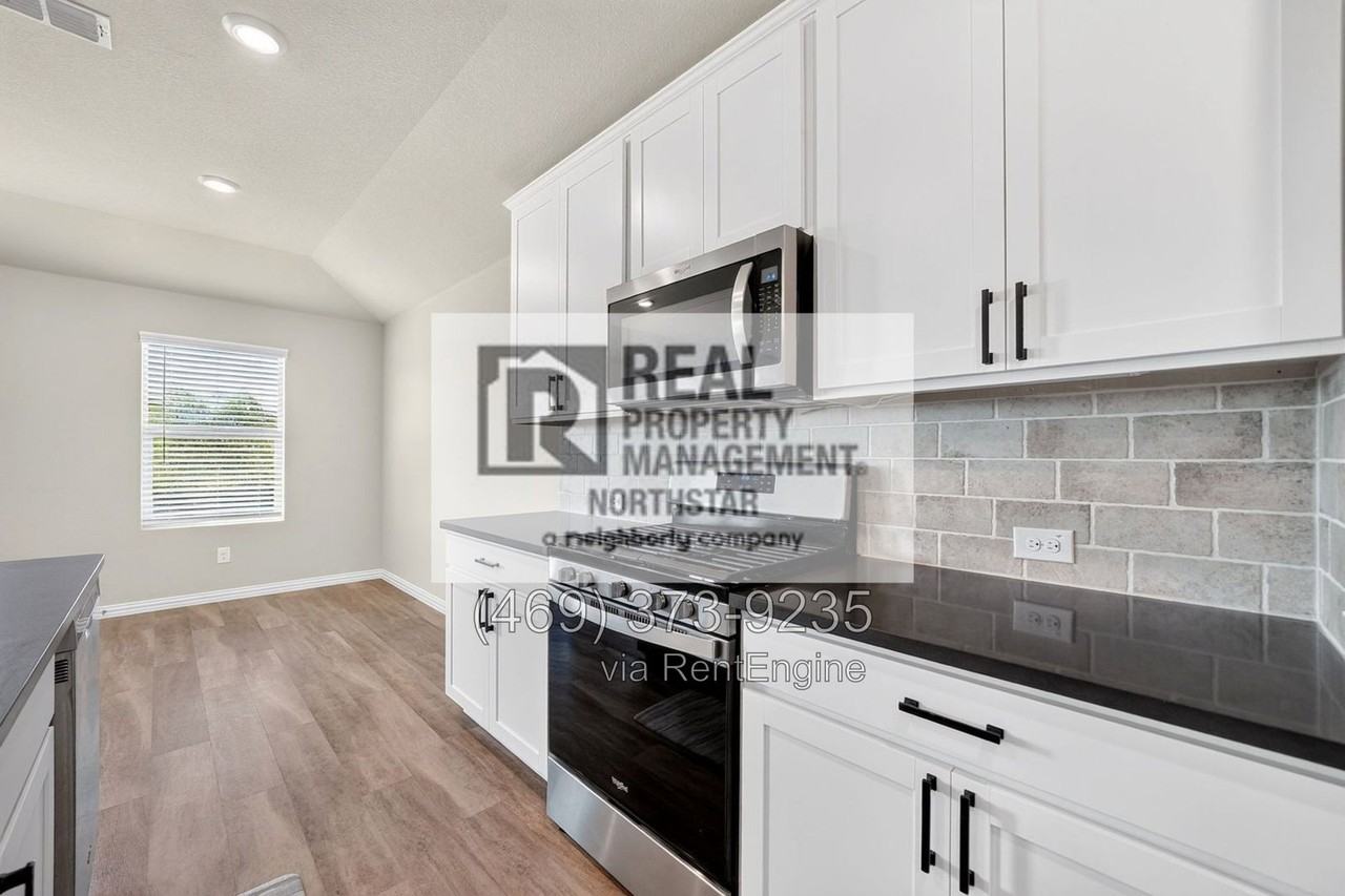 2501 Real Quiet Dr - Photo 6 of 35