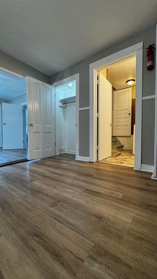 1382 Park St - Photo 5 of 11