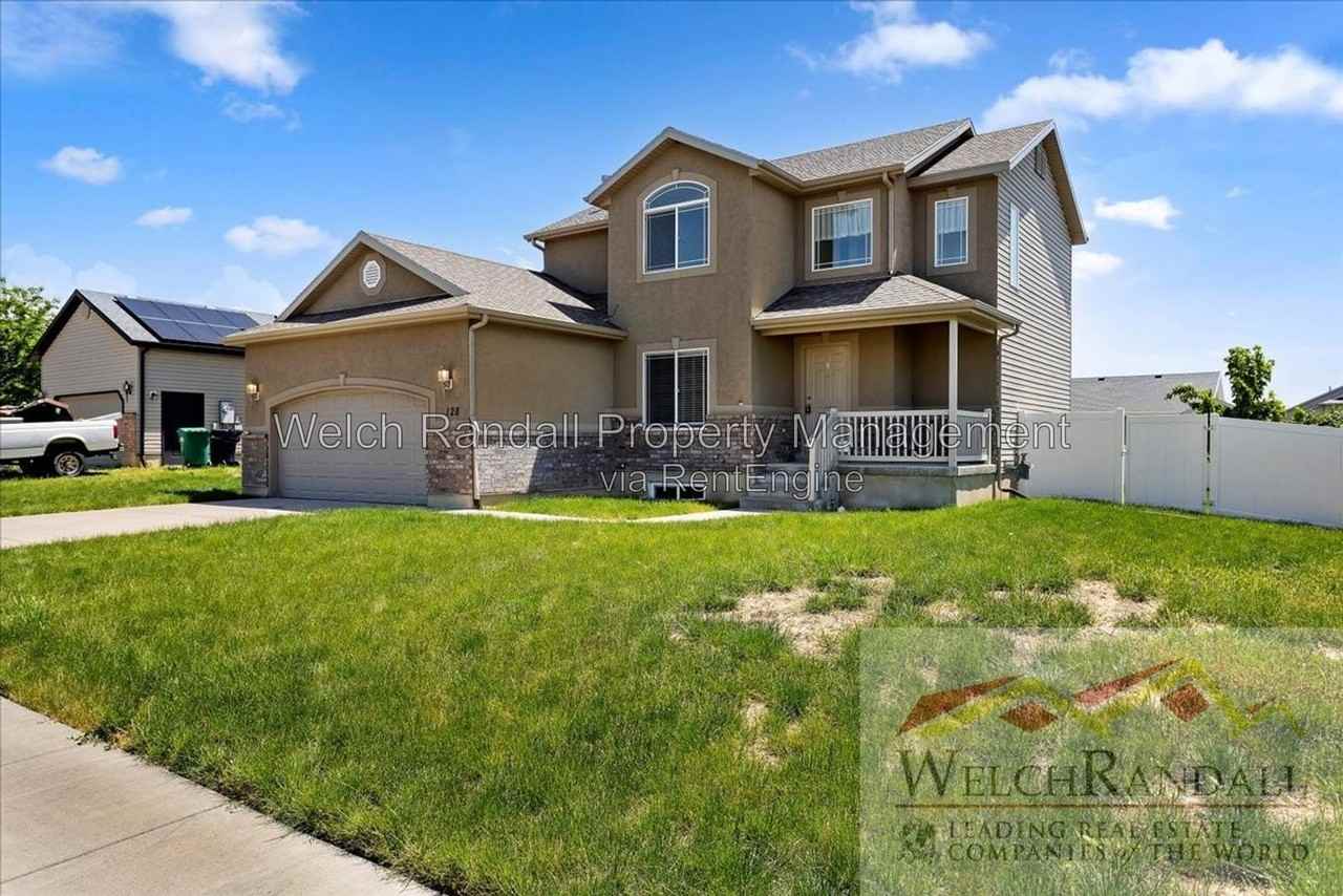 128 E 2100 S - Photo 2 of 41