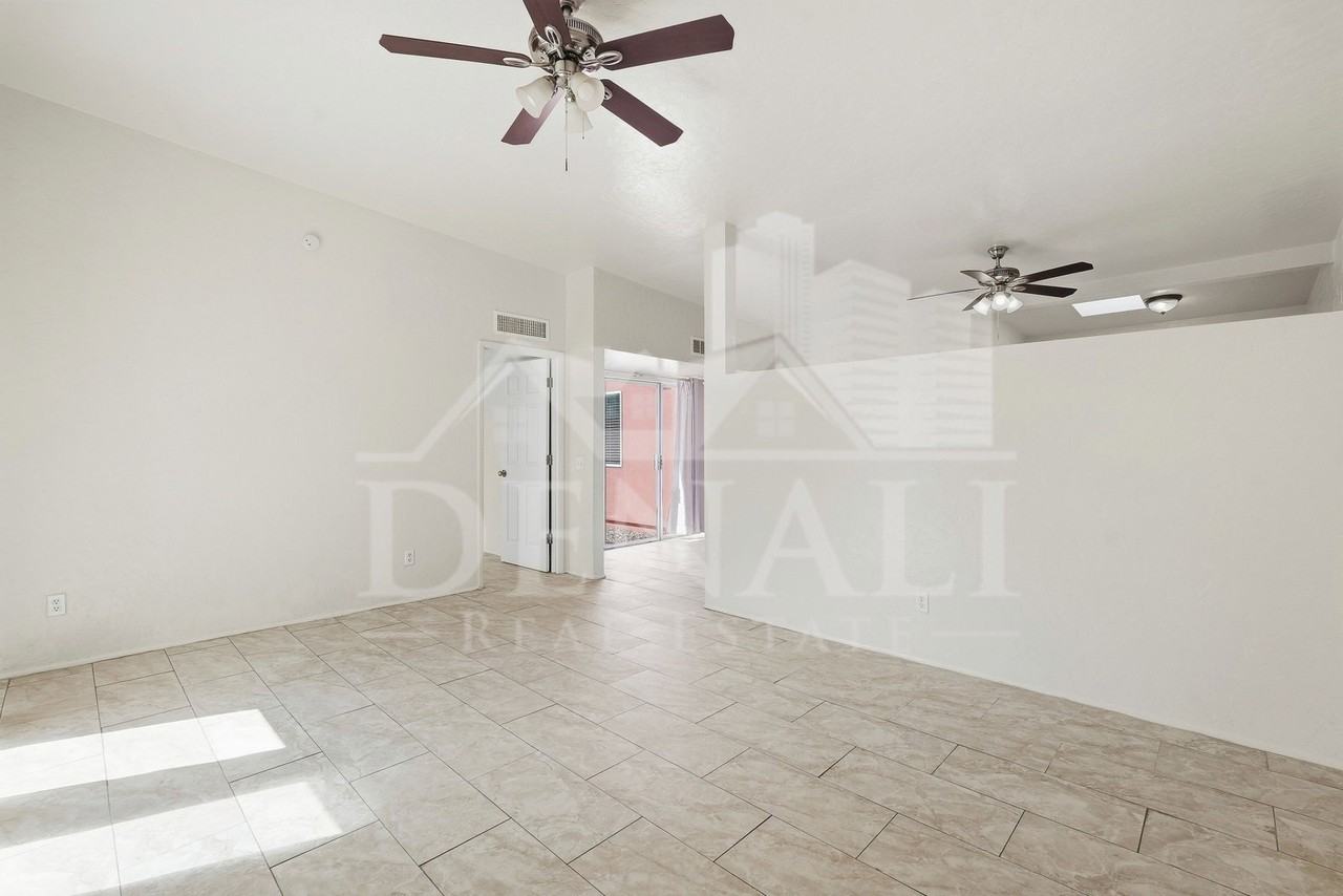 839 W Wedwick St - Photo 5 of 27