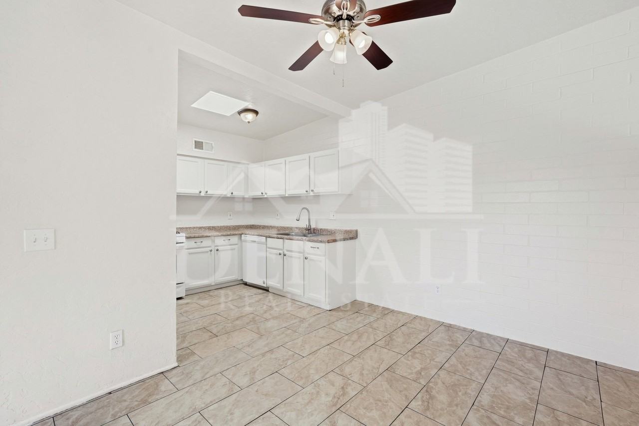 839 W Wedwick St - Photo 7 of 27