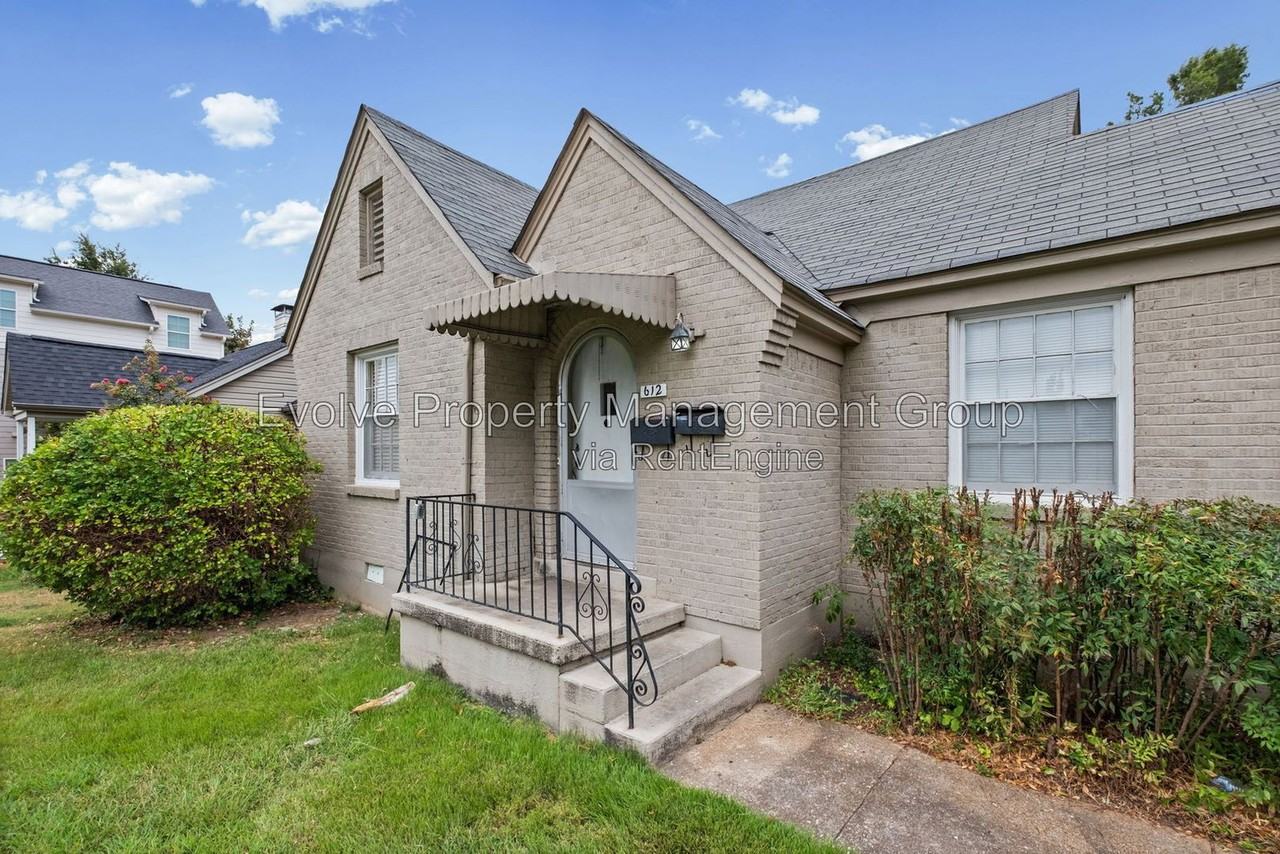 612 Brister St #A - Photo 3 of 20