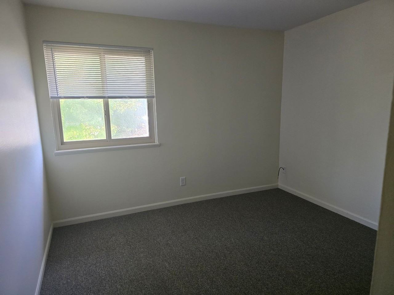 748 W Kilgore Rd #308 - Photo 6 of 14